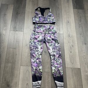 Lululemon Vivid Vision Nulux Wunder Under Hi Rise set.